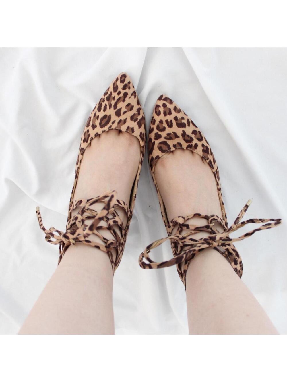 Jaclyn Smith leopard print lace up pumps with pointed toe. Size 7.5